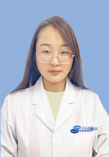 Charles Tan's Professional Headshot