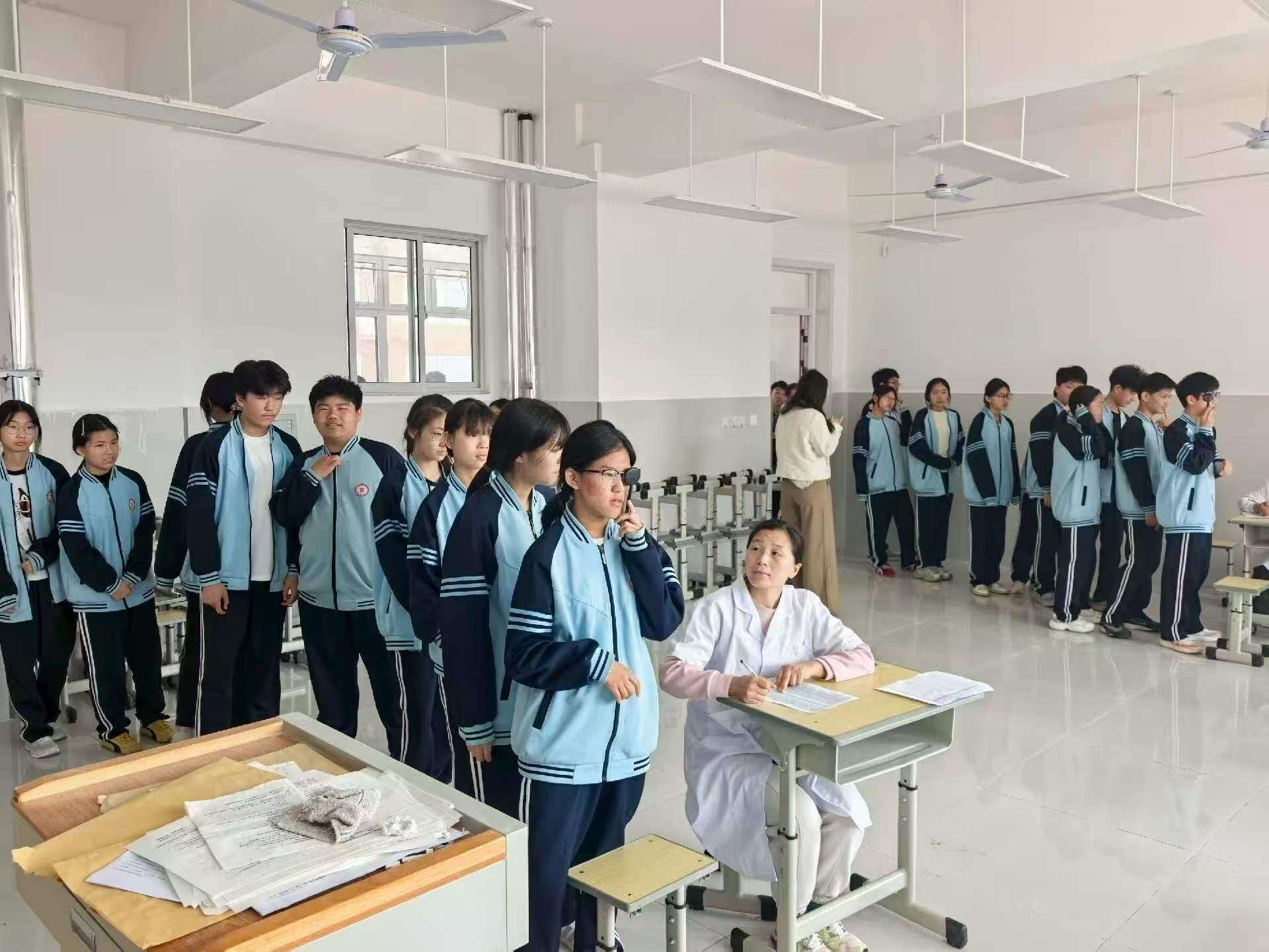 查尔斯顿资讯护眼行动进校园｜查尔斯顿视光中心走进阳信县校园开展视力公益筛查