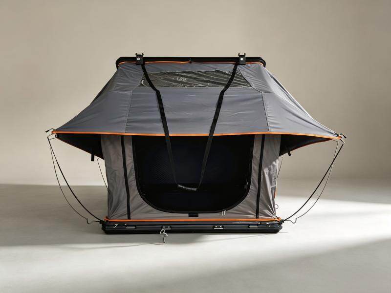 Compact Rooftop Tent S5 view 3