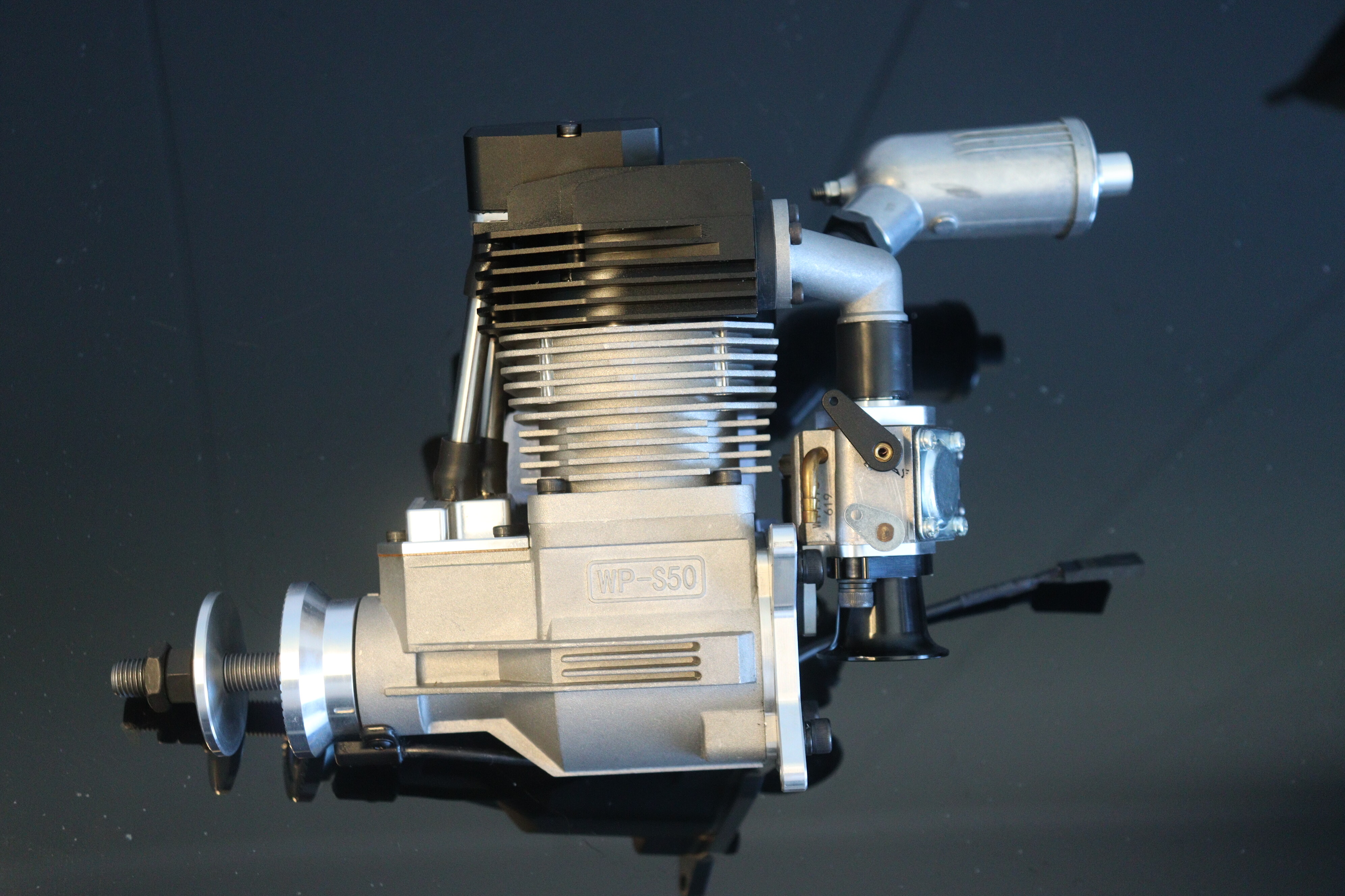 Overall view from the opposite side of the engine