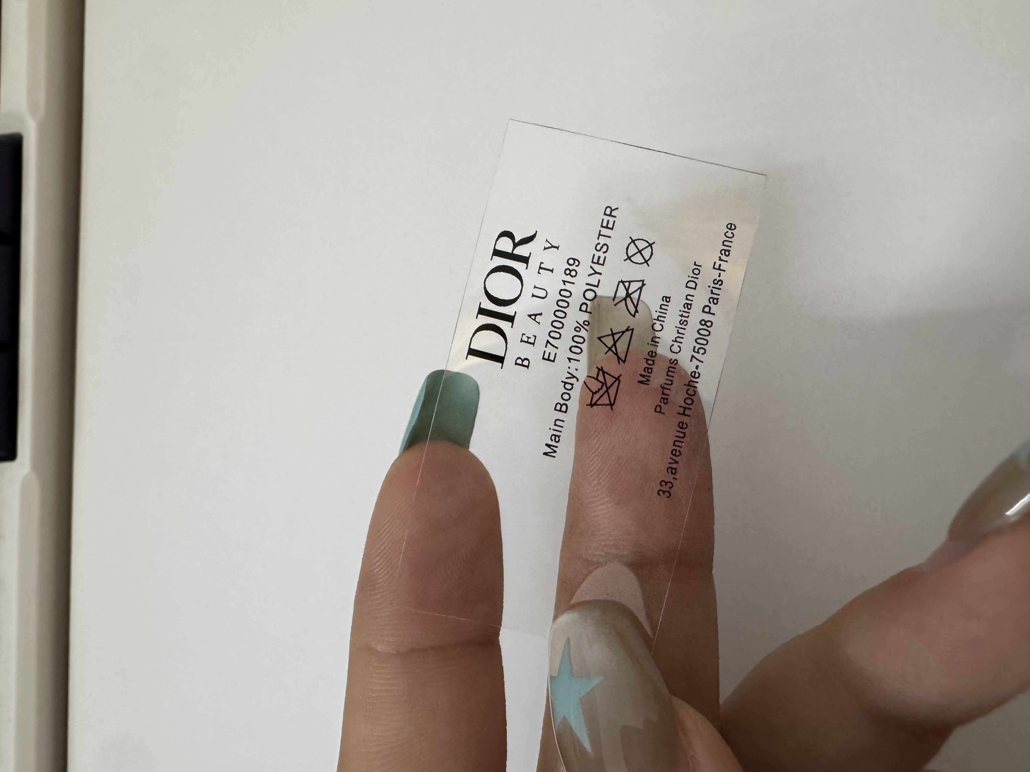 Label - Image 4