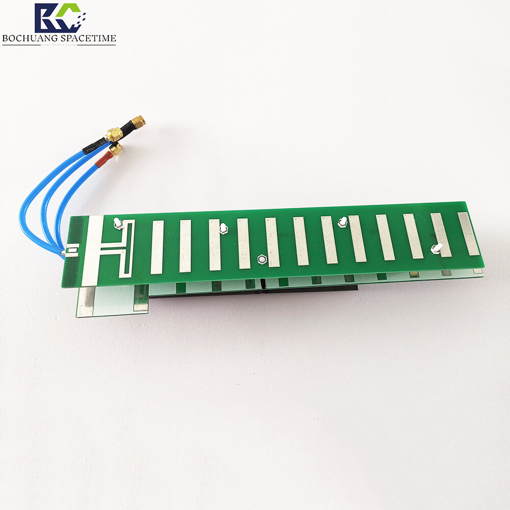 Bochuang Space-Time BSK-ZH03 Tri-Band PCB Directional Antenna | GPS + 2.4G + 5.8G High Gain 1 8dBi, 15° Beamwidth for Drone Countermeasure/Interference Systems