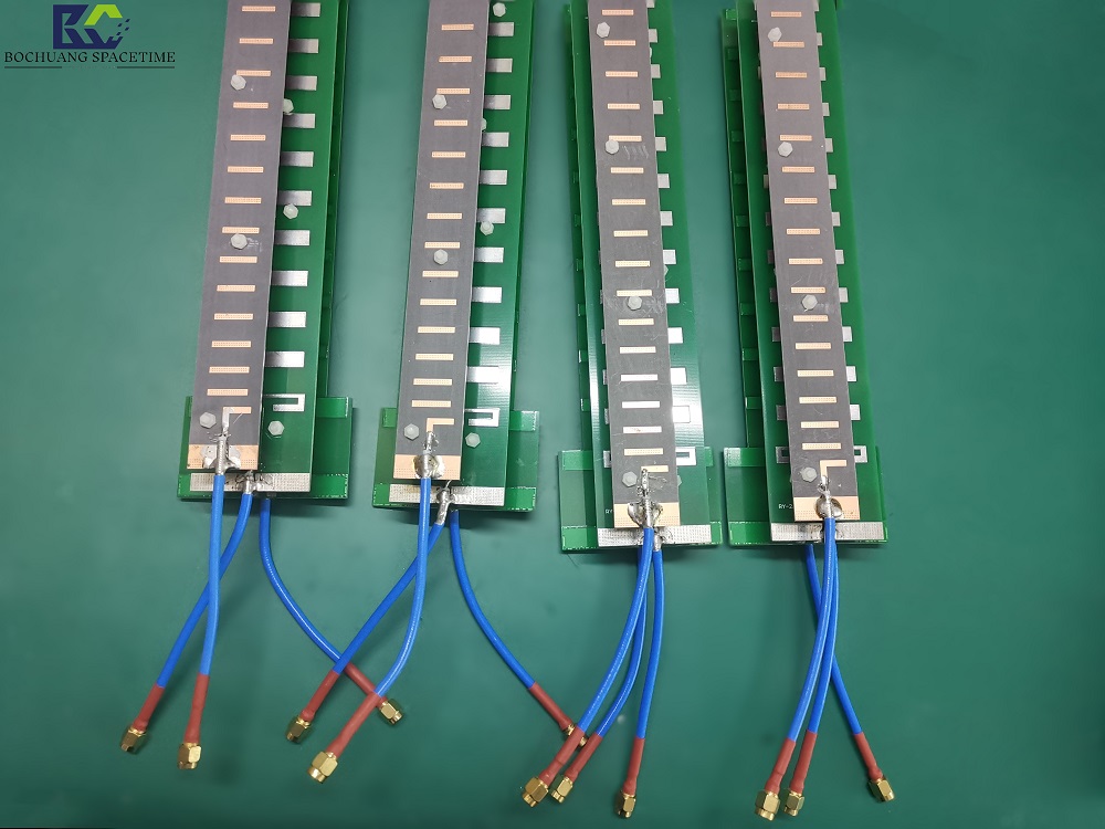 Bochuang Space-Time BSK-ZH03 Tri-Band PCB Directional Antenna | GPS + 2.4G + 5.8G High Gain 1 8dBi, 15° Beamwidth for Drone Countermeasure/Interference Systems