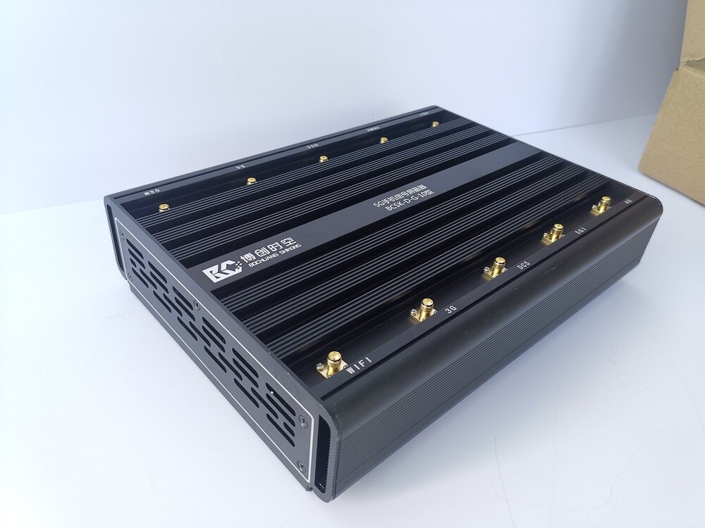 博创时空 BCSK-D-G-10 10路大功率5G手机信号屏蔽器 | 全频段WiFi蓝牙阻断仪 监狱/看守所/部队专用