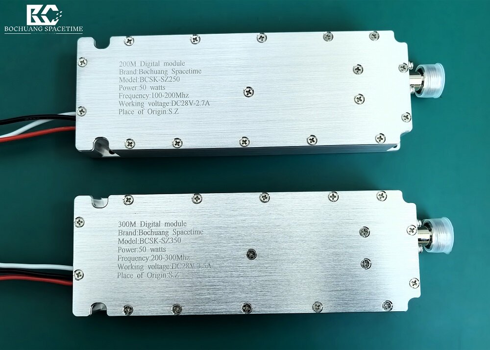 BCSK-SZ250型 50W GAN芯片射频数字功放模块 120-200MHz 带环形器高线性度宽带放大器