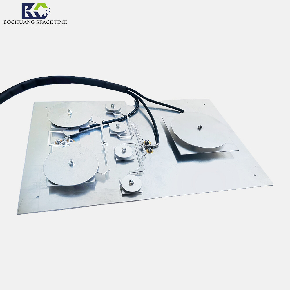 BCSK-PBTX03型 3频段定向平板天线 1.5/2.4/5.8GHz 12dBi高增益 无人机反制专用射频发射模块