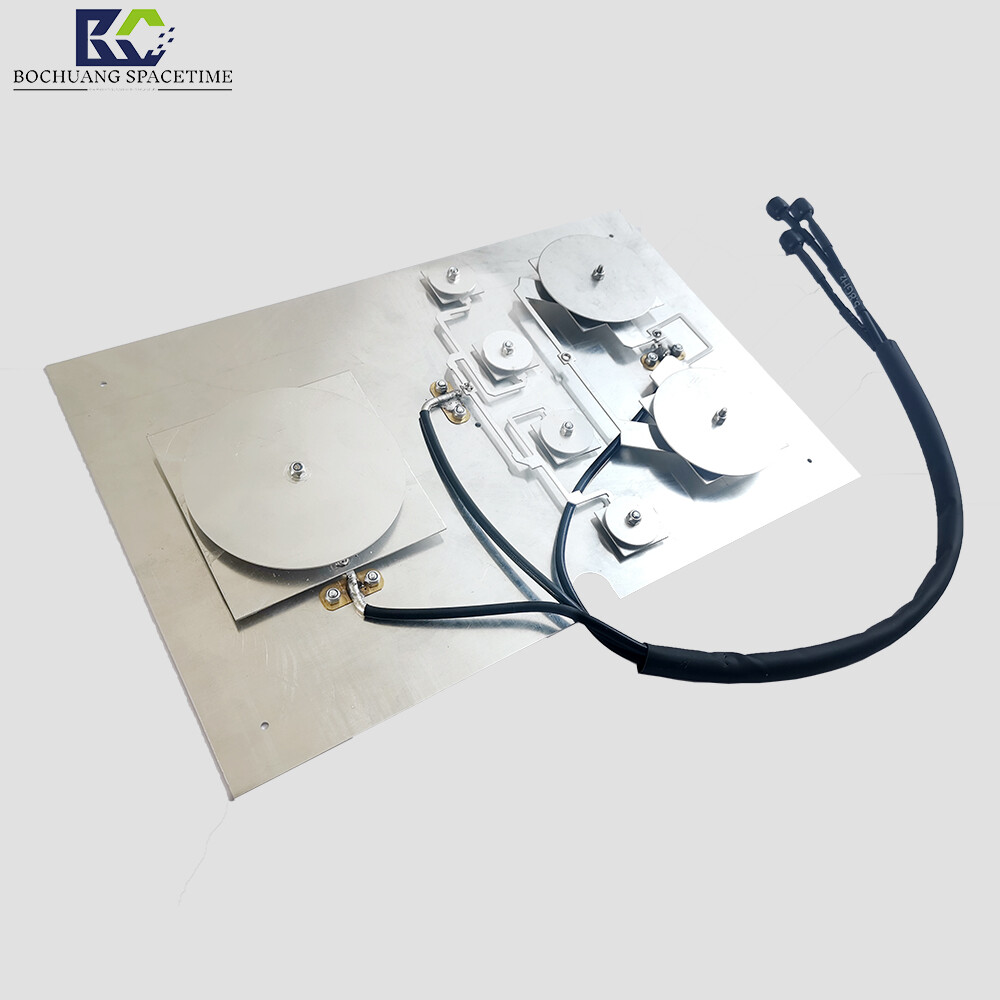 BCSK-PBTX03型 3频段定向平板天线 1.5/2.4/5.8GHz 12dBi高增益 无人机反制专用射频发射模块