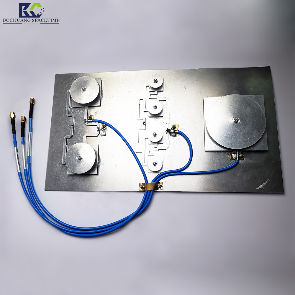 频段平板定向组合天线 1.5G/2.4G/5.8GHz 8-12dBi高增益工业级RF信号增强器 BCSK-PBTX03