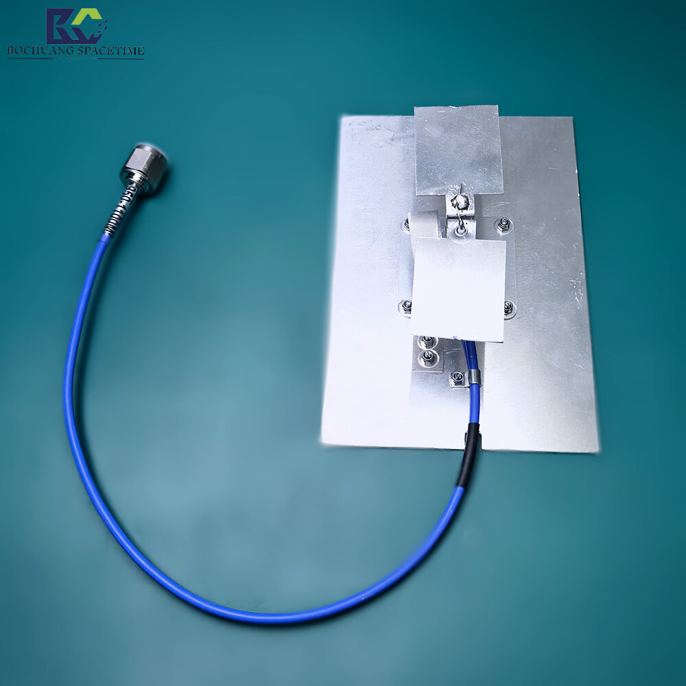 Panel Directional Antenna 950-1100MHz 5dBi Industrial RF Module for Drone Countermeasures, Industrial IoT, and Long-Range Point-to-Point Communication Systems