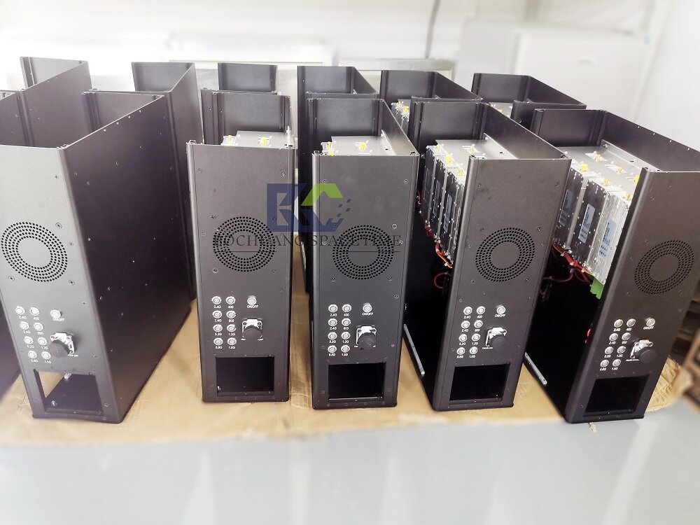 背包式无人机反制设备八频段30瓦 BCSK-BB08-3型 360°全向覆盖 500-1500m有效距离 单兵背负式低空防御系统