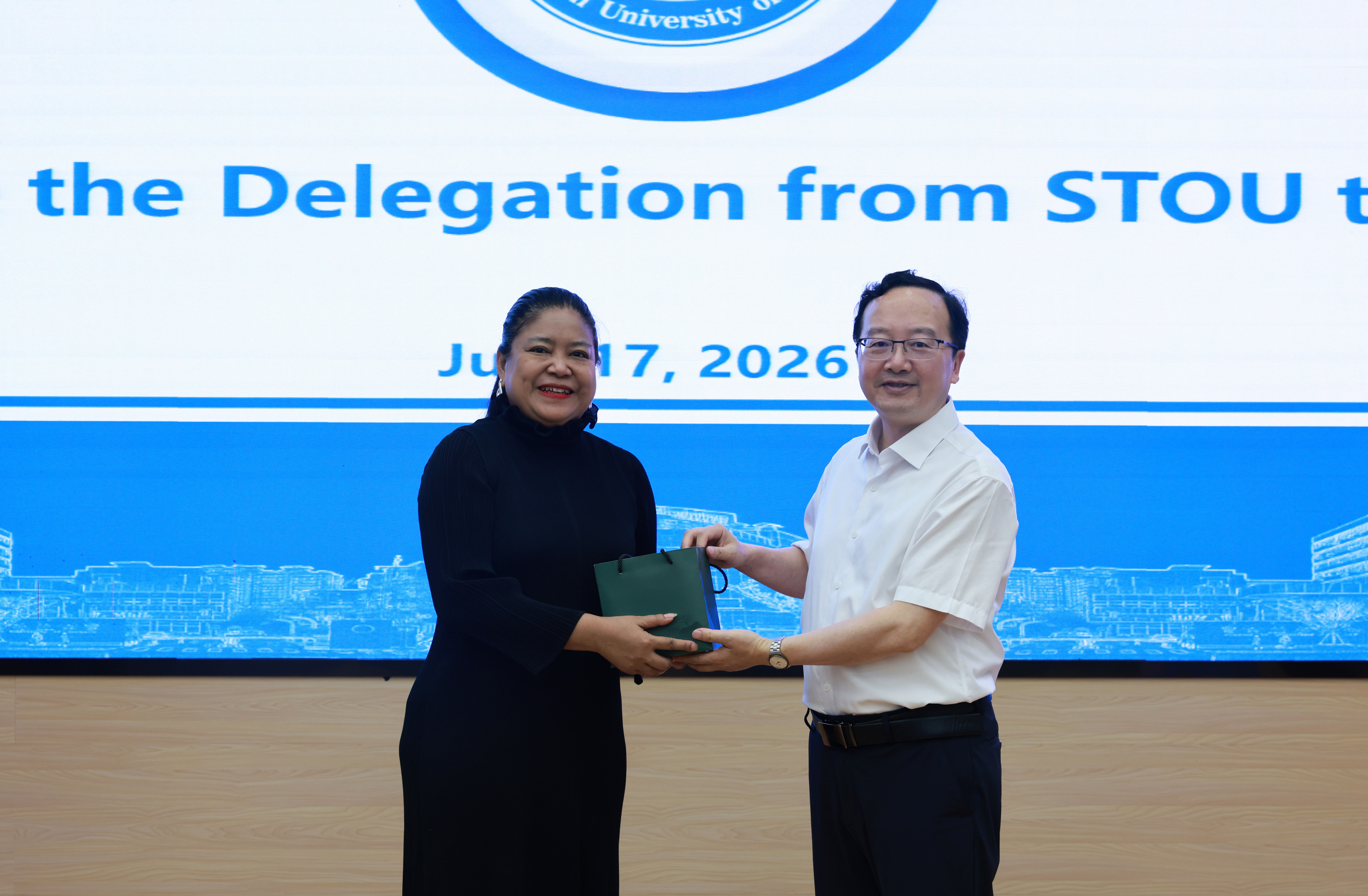 Day 2 lecture - souvenir presentation 2