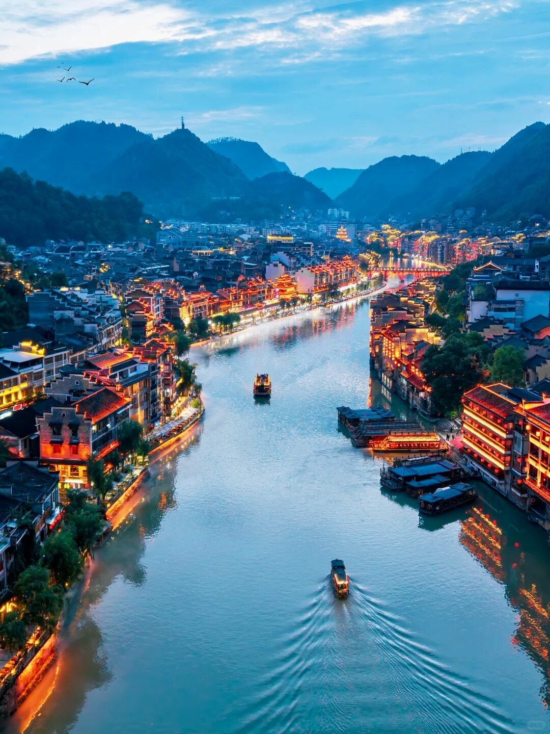 Travel Guide to Zhenyuan Ancient Town: A 1,000-Year-Old Gem in Guizhou Worth a Two-Day Visit for Overseas Chinese