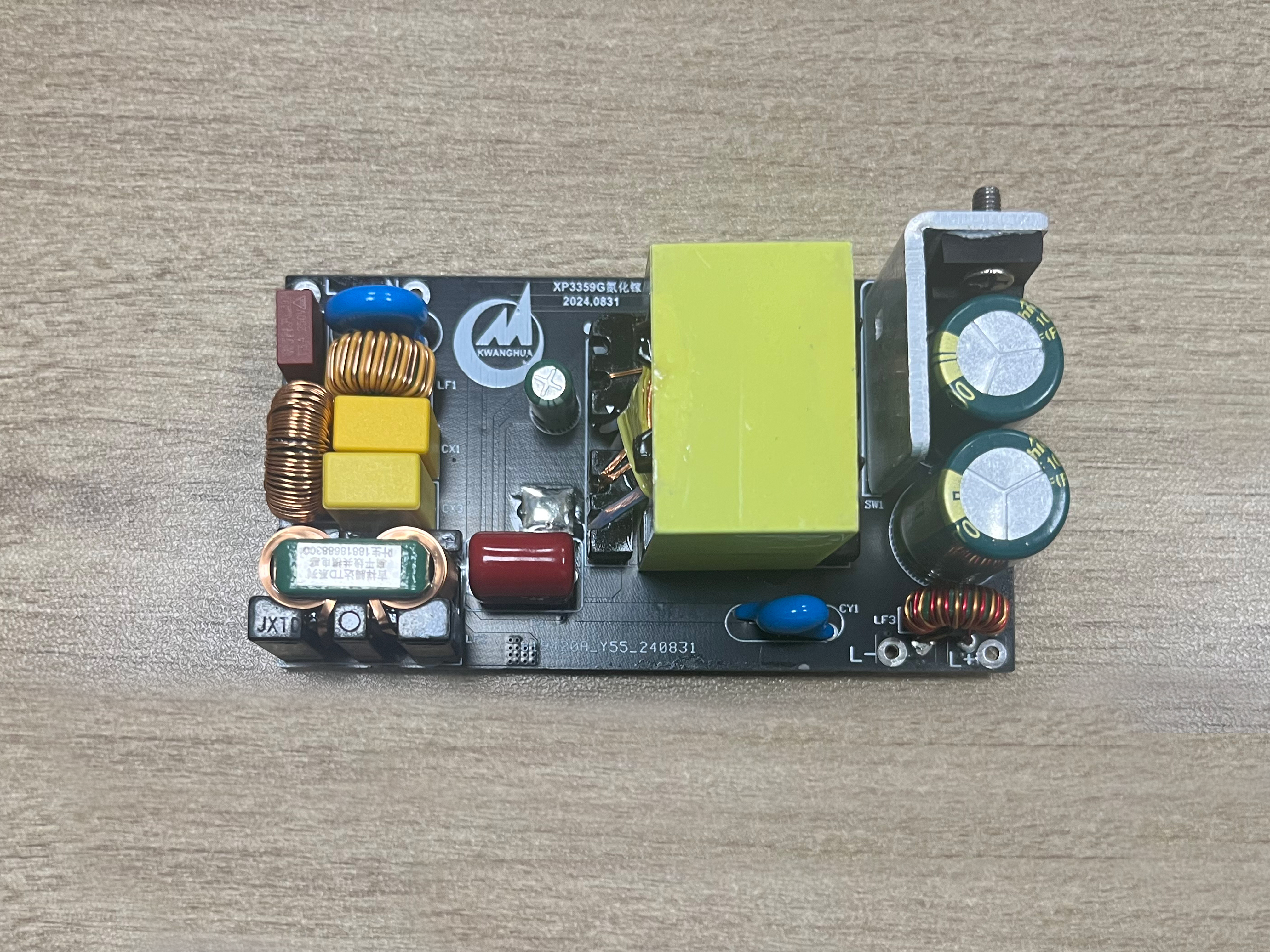 XP3359G-04+GAN 恒压PFC开关电源控制器 直驱氮化镓方案