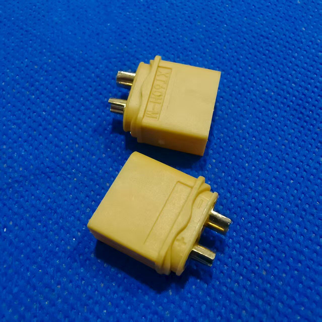 XT30 Image 4