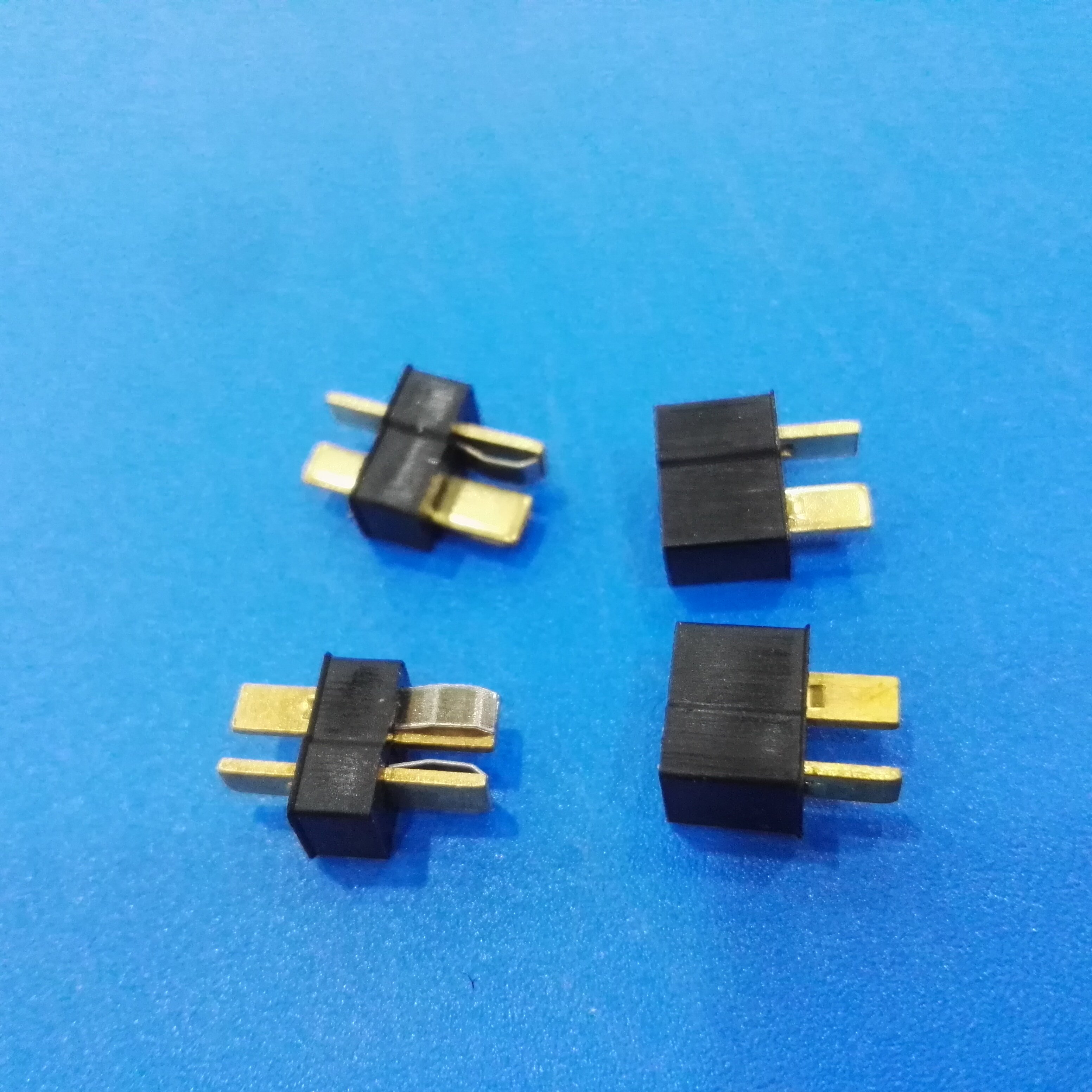 Small T-pin male/female connector, image 2