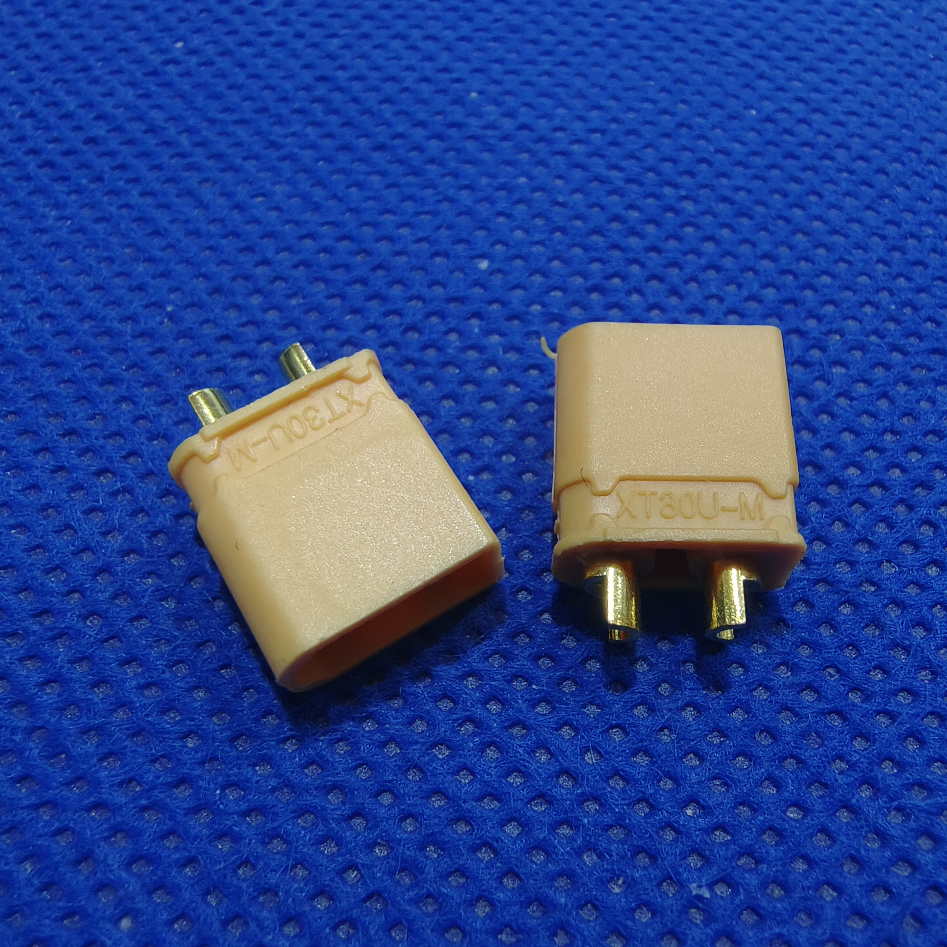 XT30 Image 3