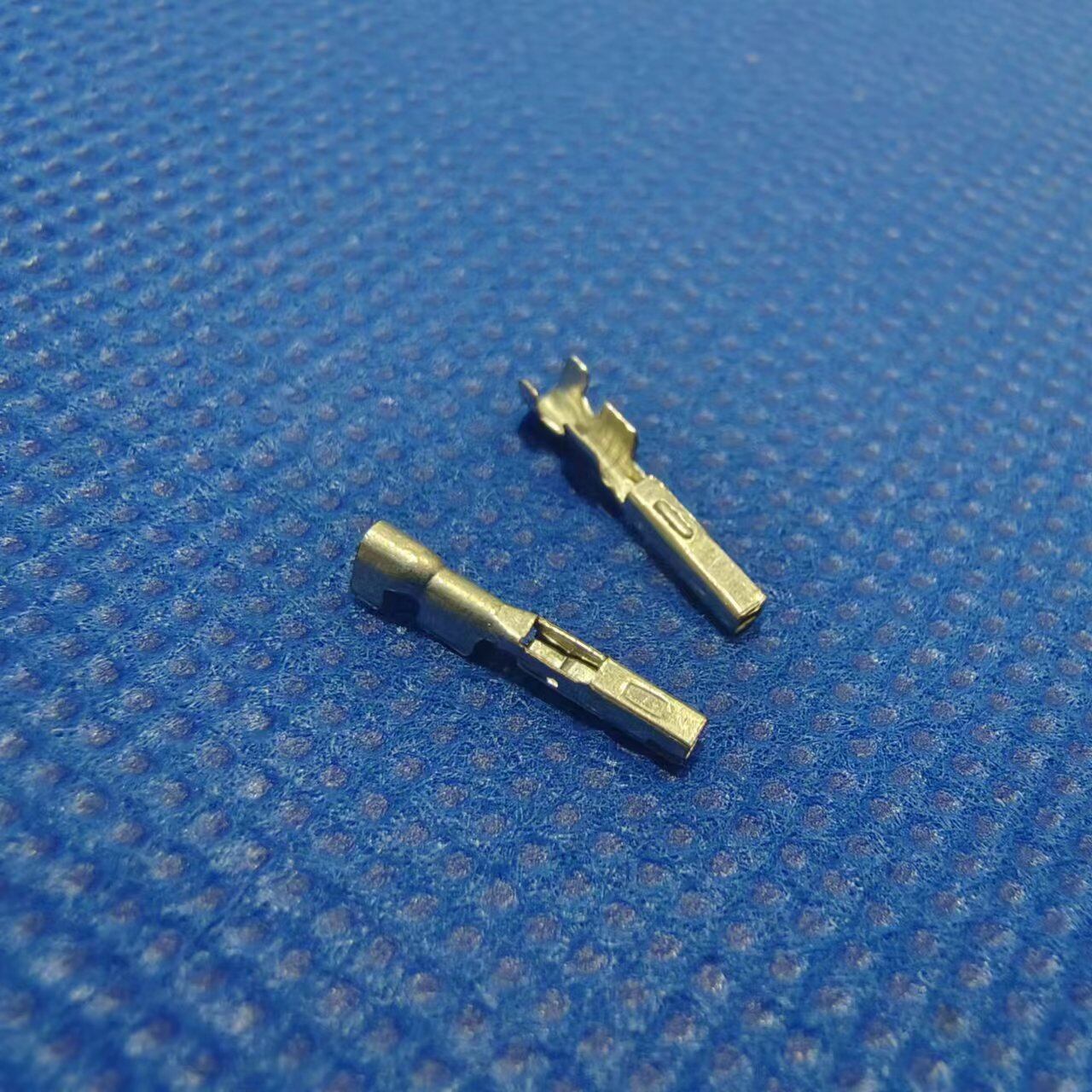 TE 2822344-1 2822343-1 7P Waterproof Connector - Image 6