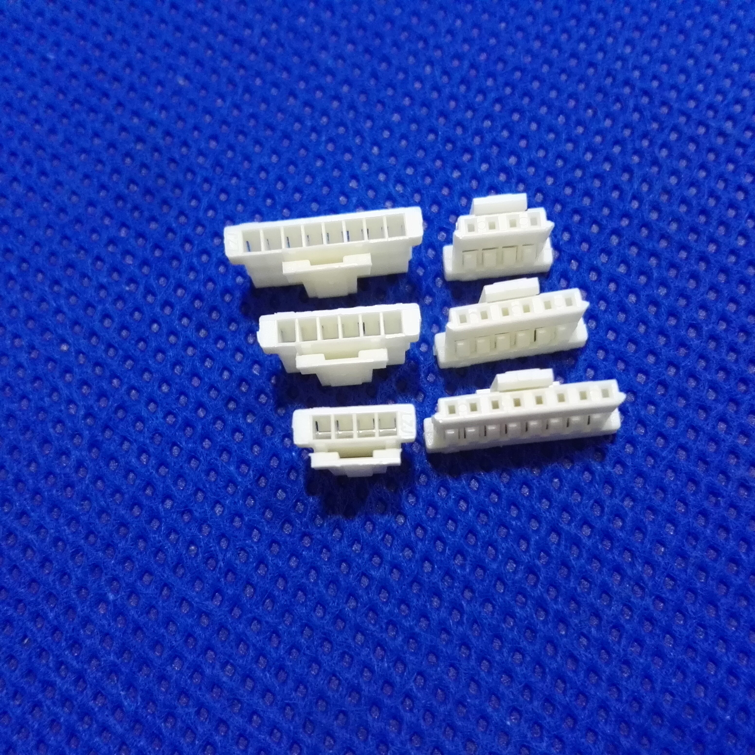12507HS Image 2