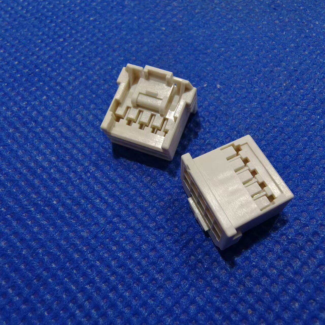 501646 Image 3
