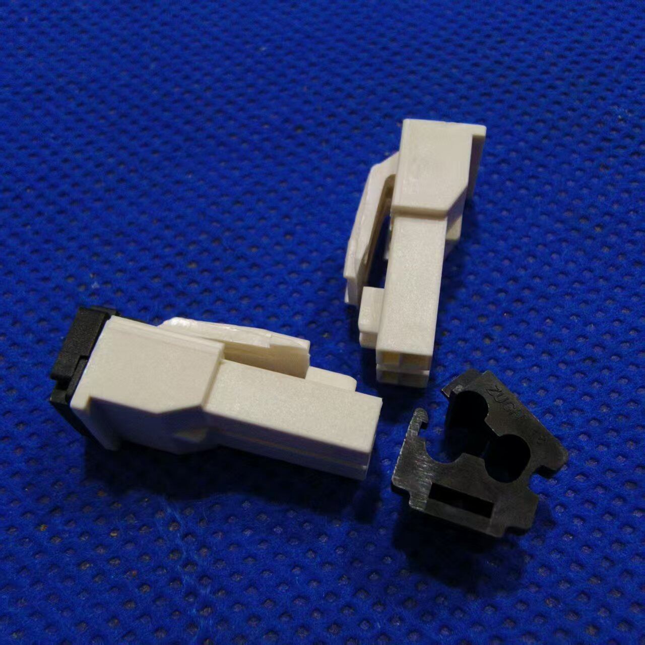 TE 3967 176271-1 3.96 Spacing Image 3