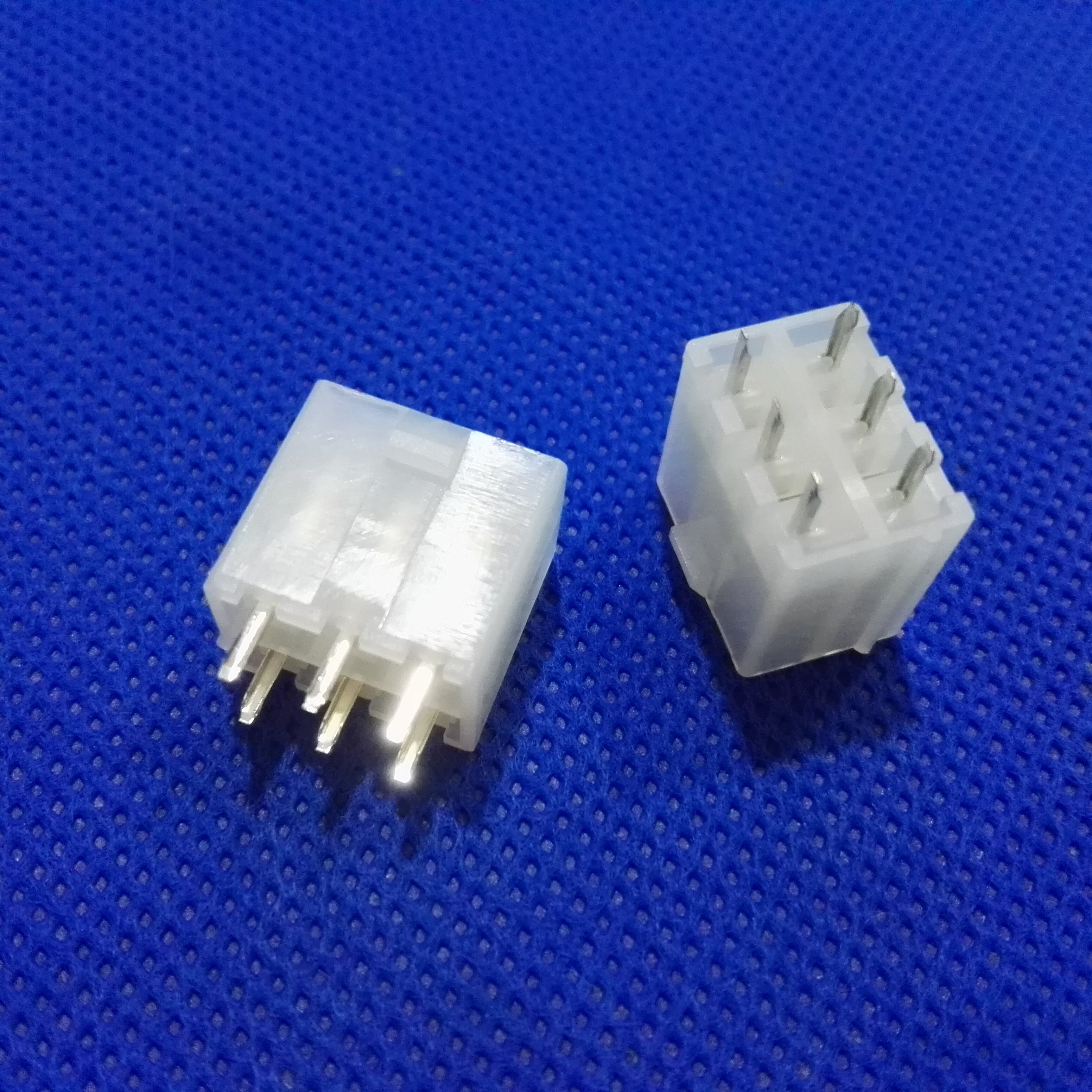 MOLEX 5566 4.2 Pitch Hollow Pin Image 6
