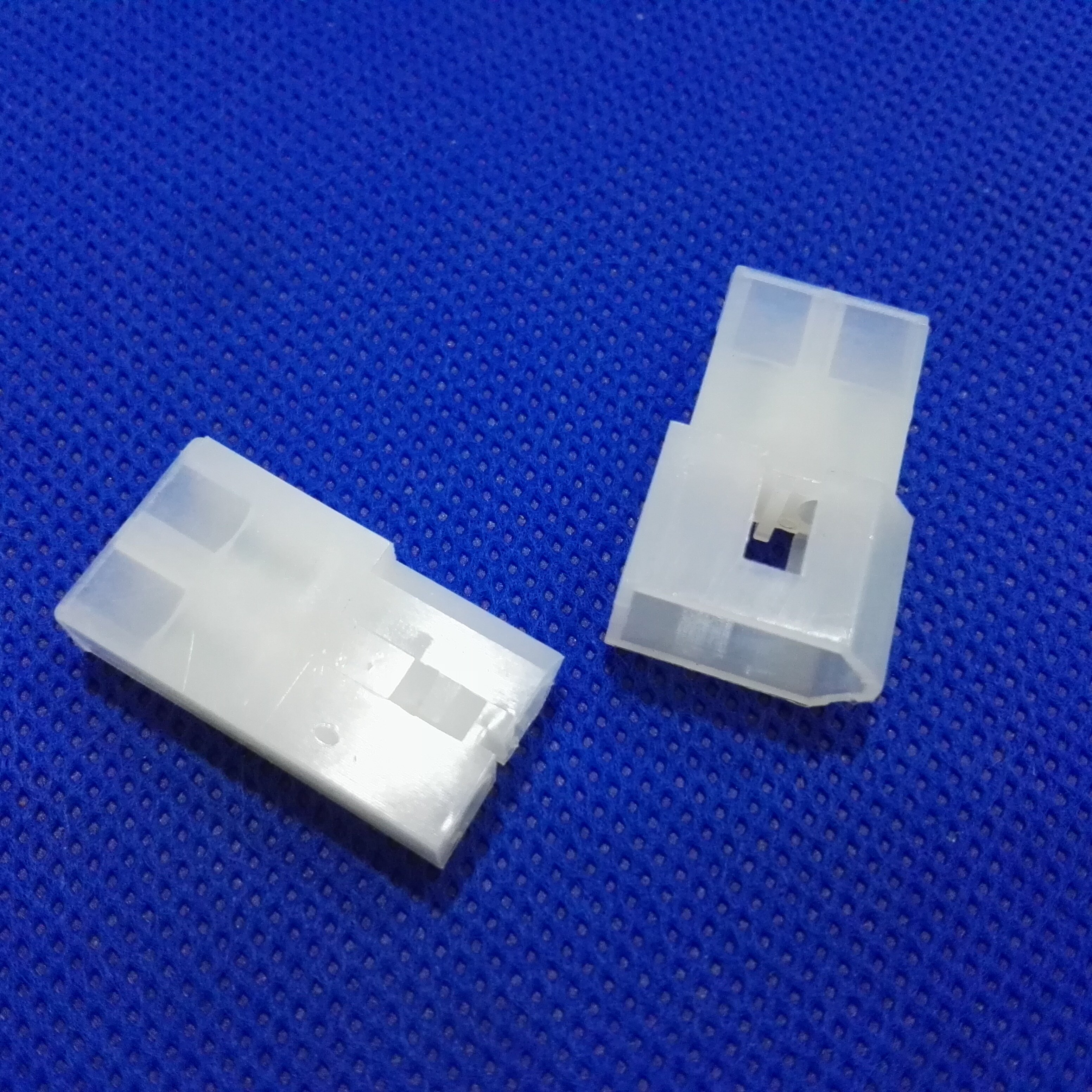 MOLEX 0309 Series 50300/50301 5.03 Pitch Connector Housing - Image 9