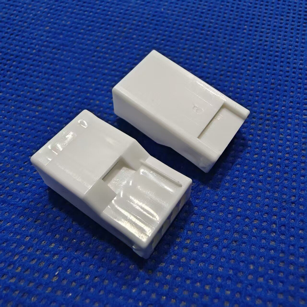 MOLEX 500593 2.5 Pitch - Image 3