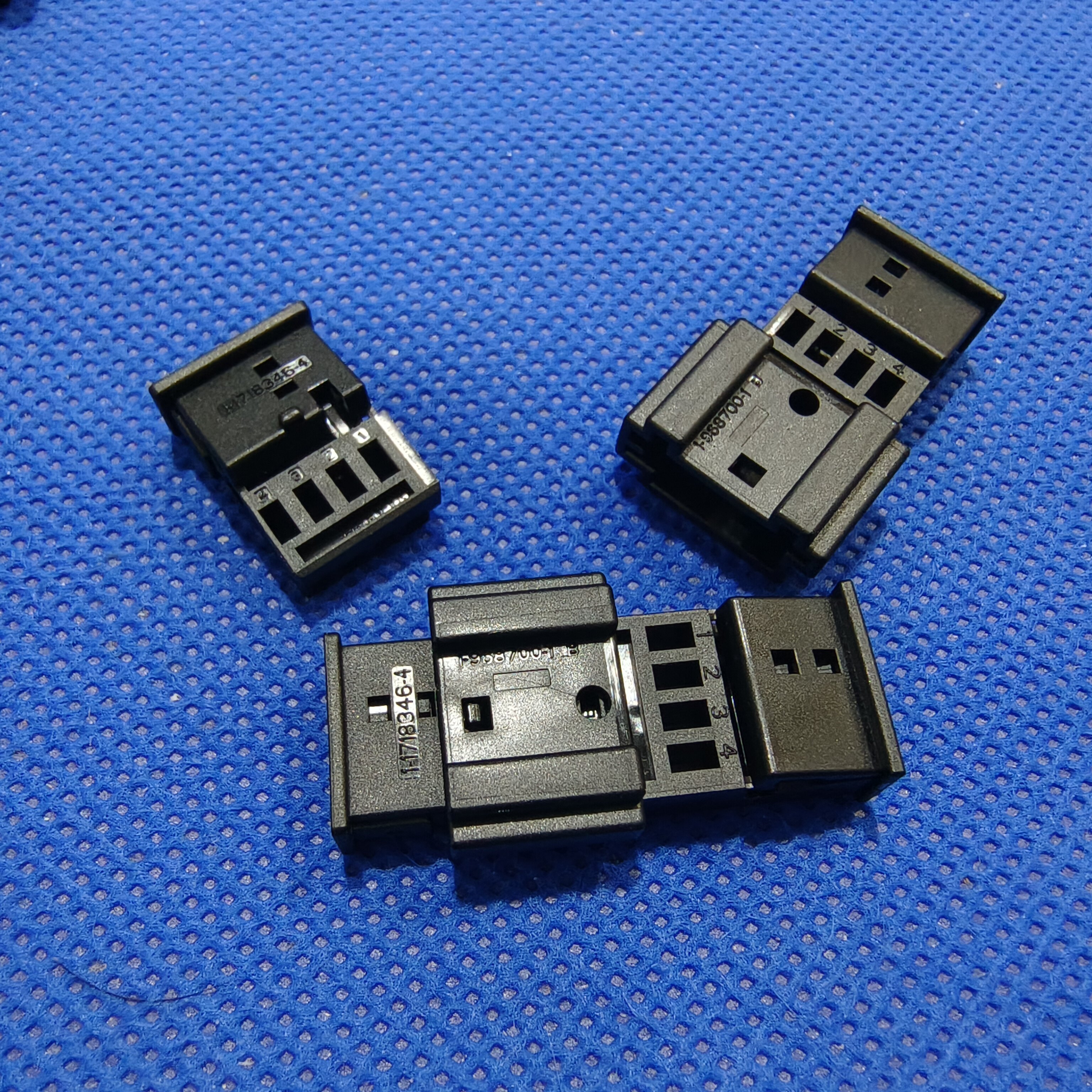 TE 1718643 Image 5