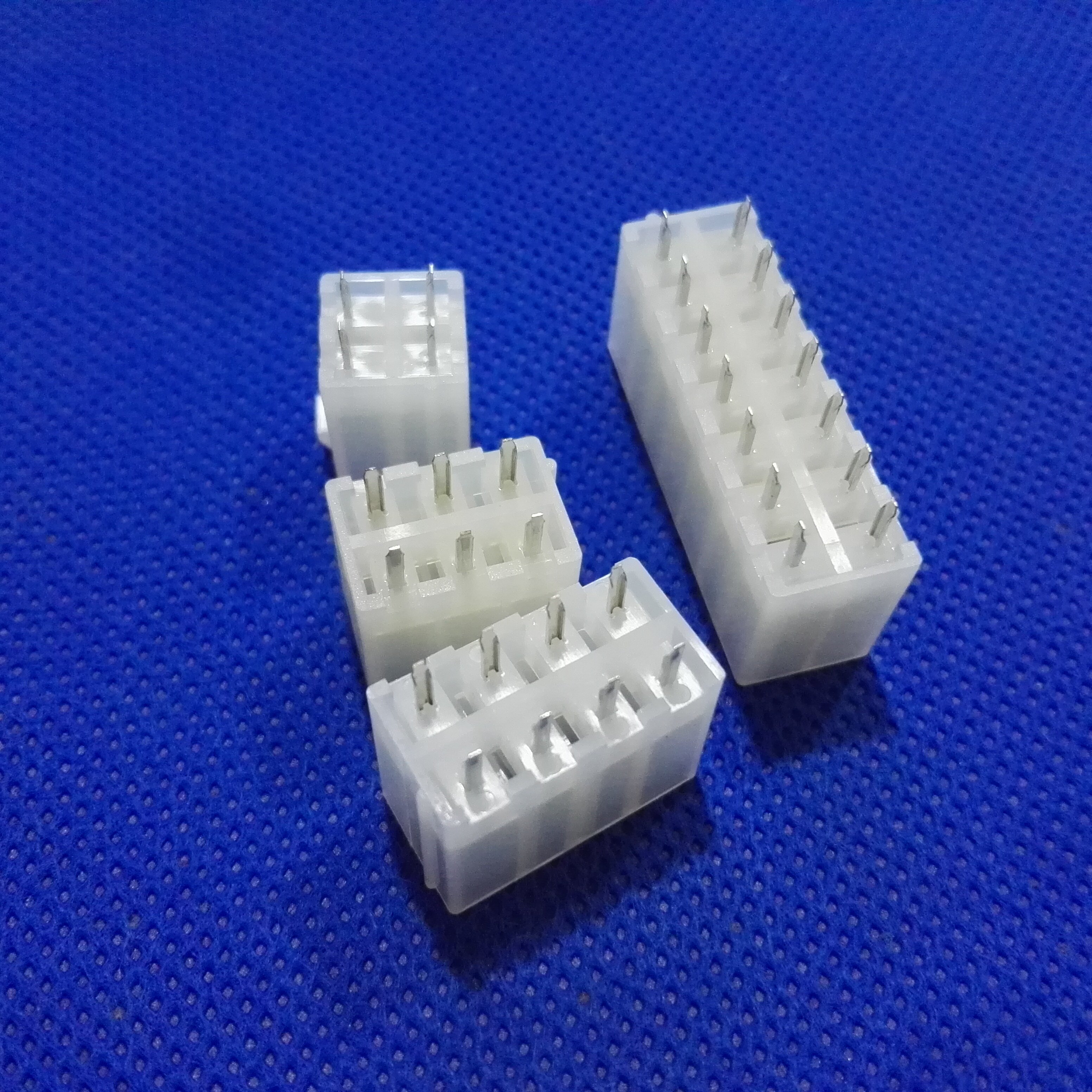 MOLEX 5566 4.2 Pitch Hollow Pin, Image 3
