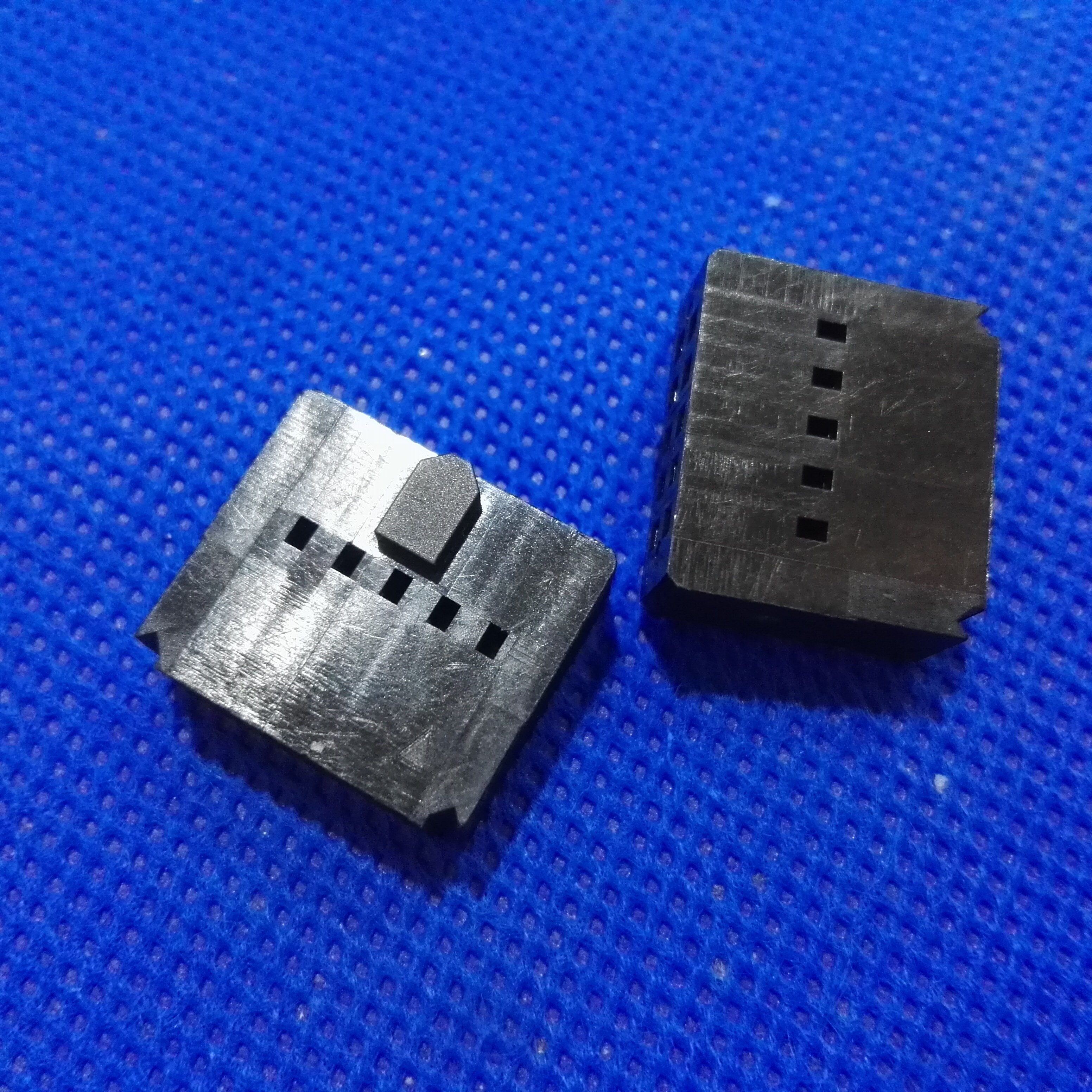 A2547HA-2*5P Image 3