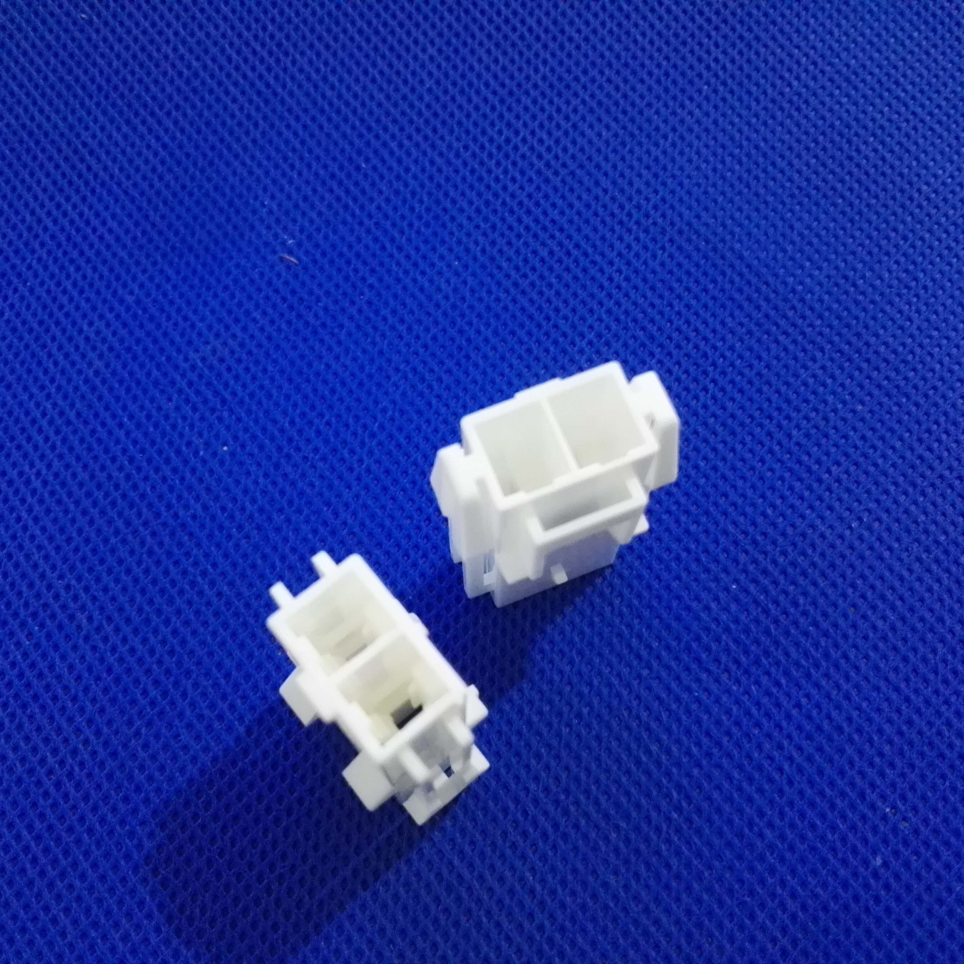 KET 3220 Series 6.2 Spacing Image 4