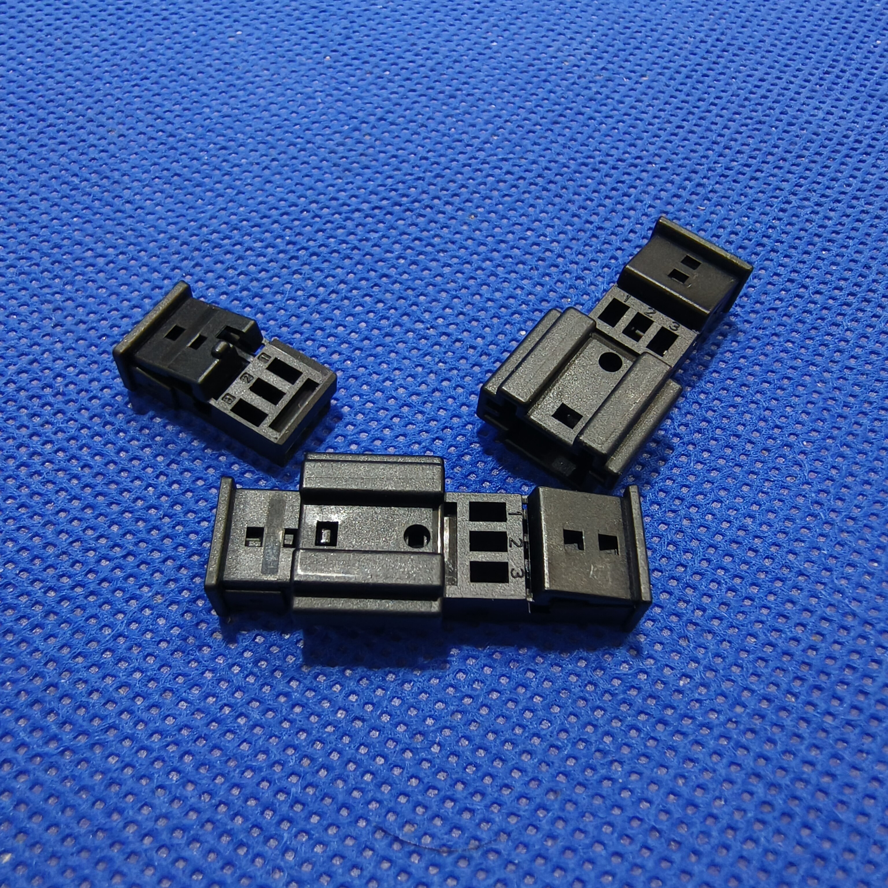 TE 1718643 Image 4