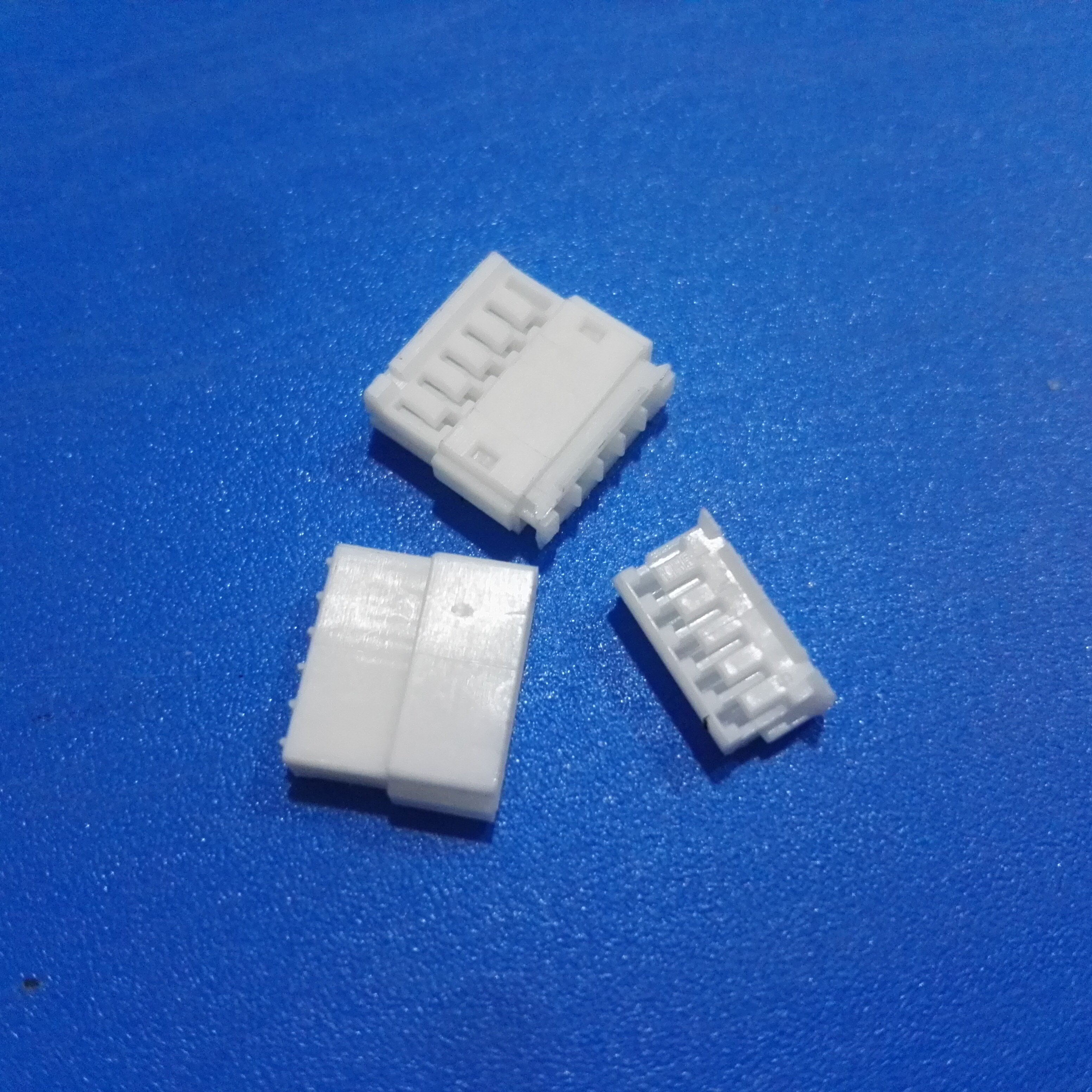 ZH 1.5mm Aerial Connector Image 4