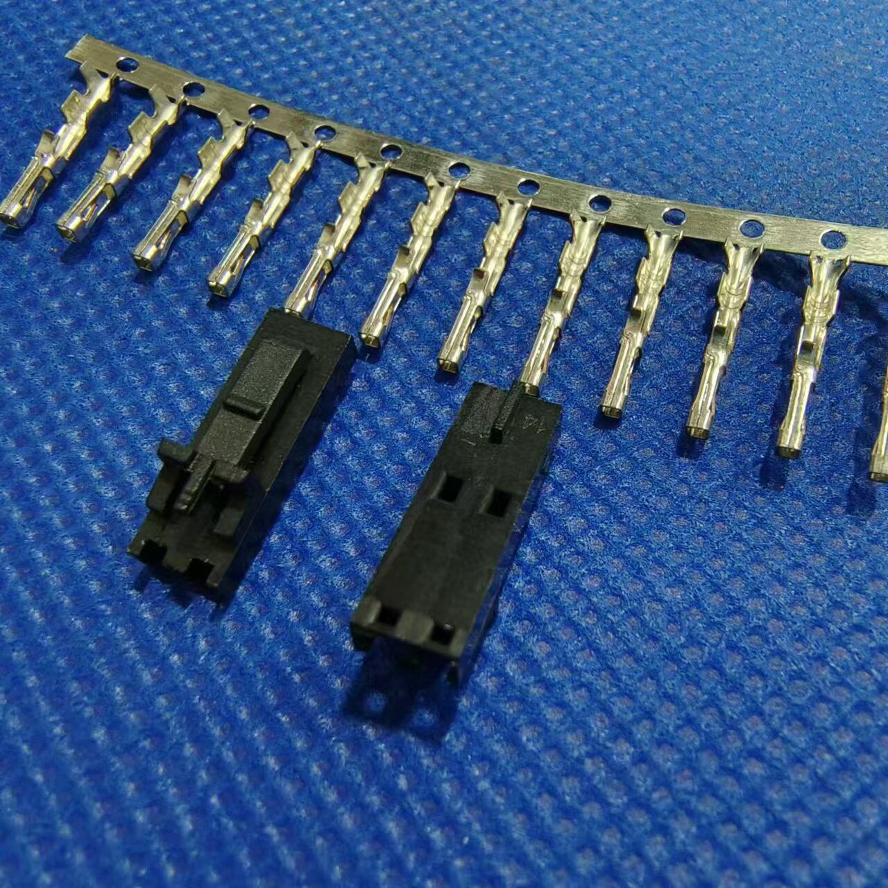 MOLEX 70543 SL Series Pin Headers and Housing Terminals - Image 13