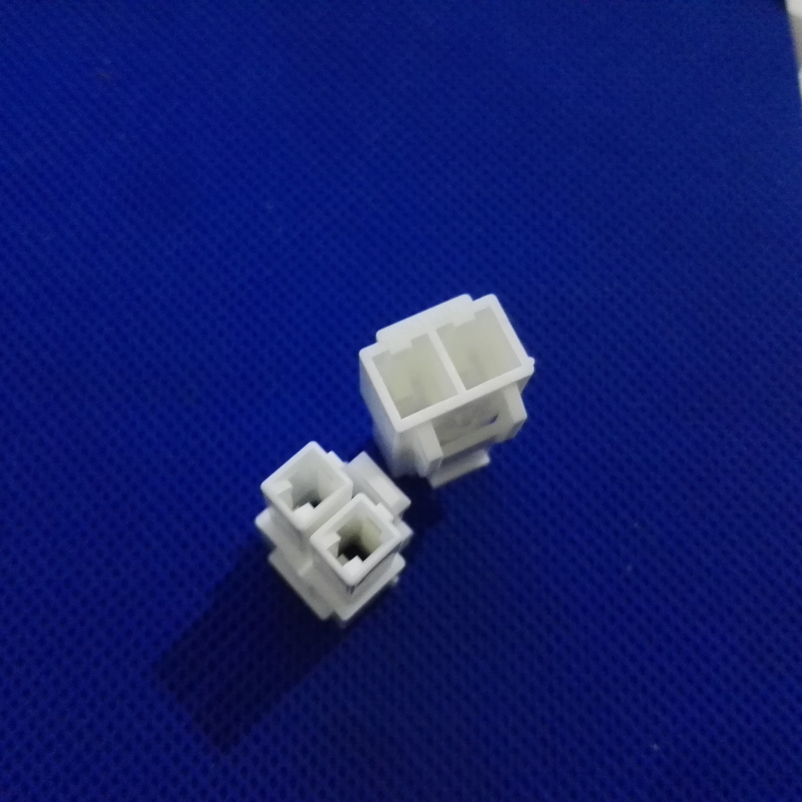 KET 3220 Series 6.2 Spacing Image 5