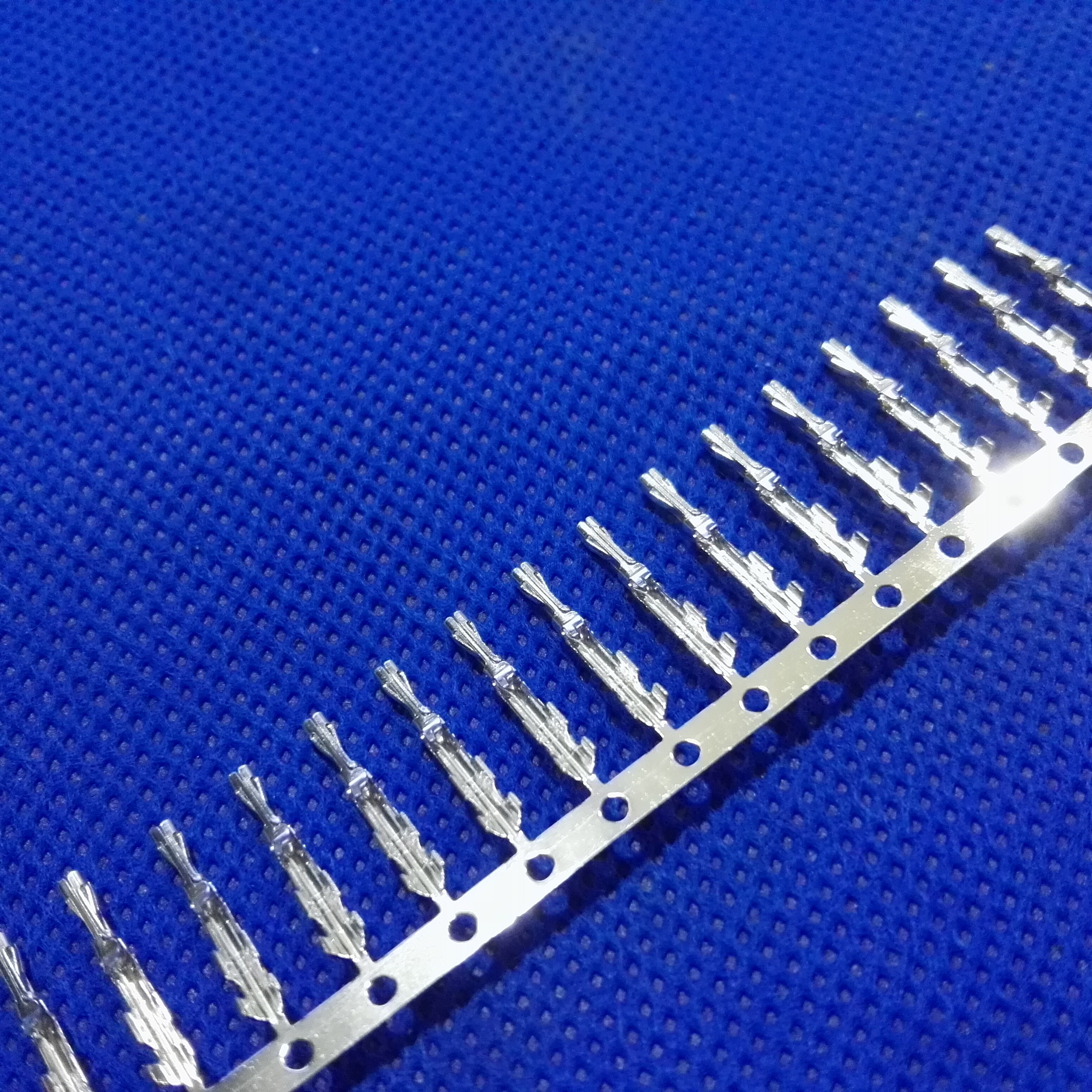 A2547HA-2*5P Image 4