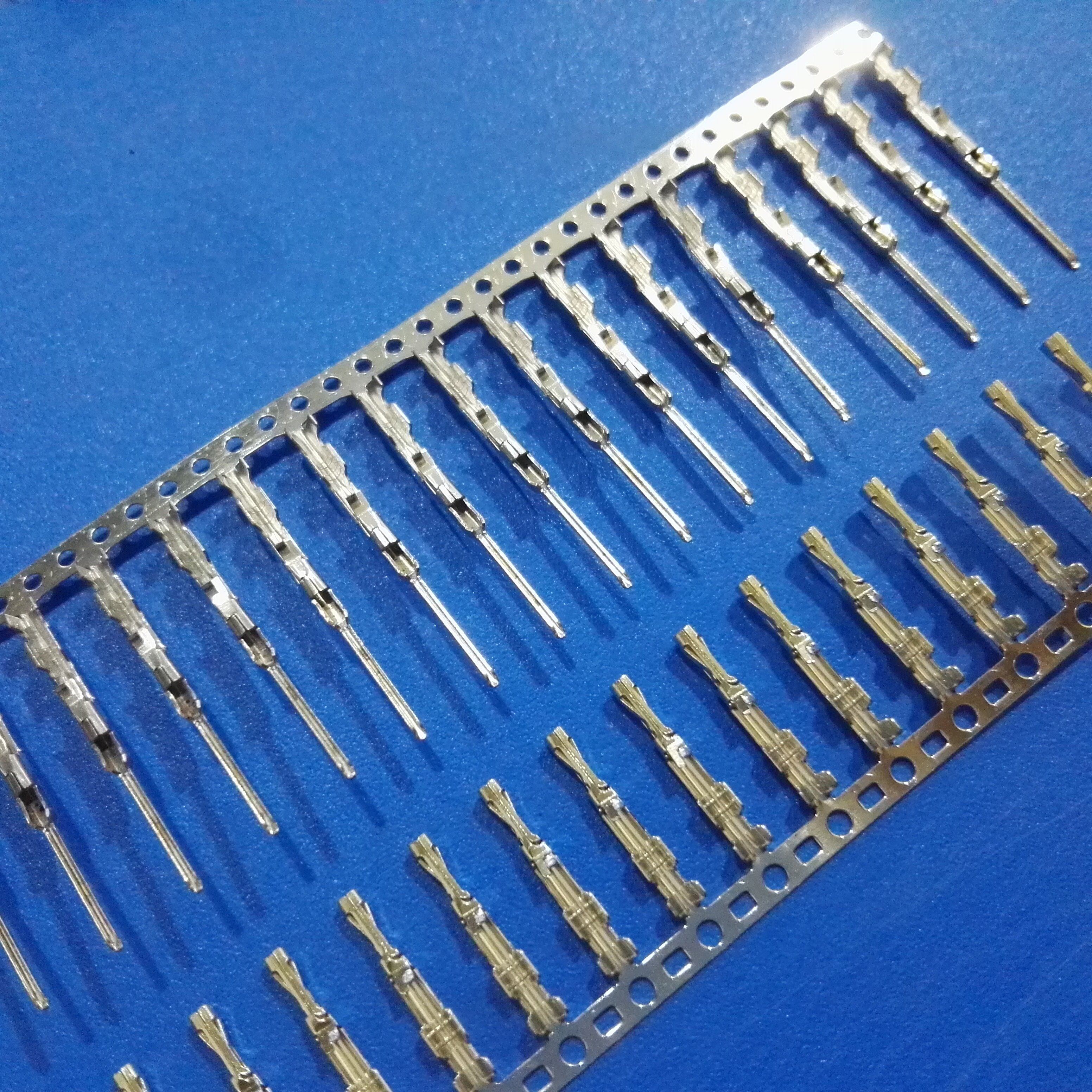 MOLEX 70066 70107 SL Series Housing and Terminals, Image 13