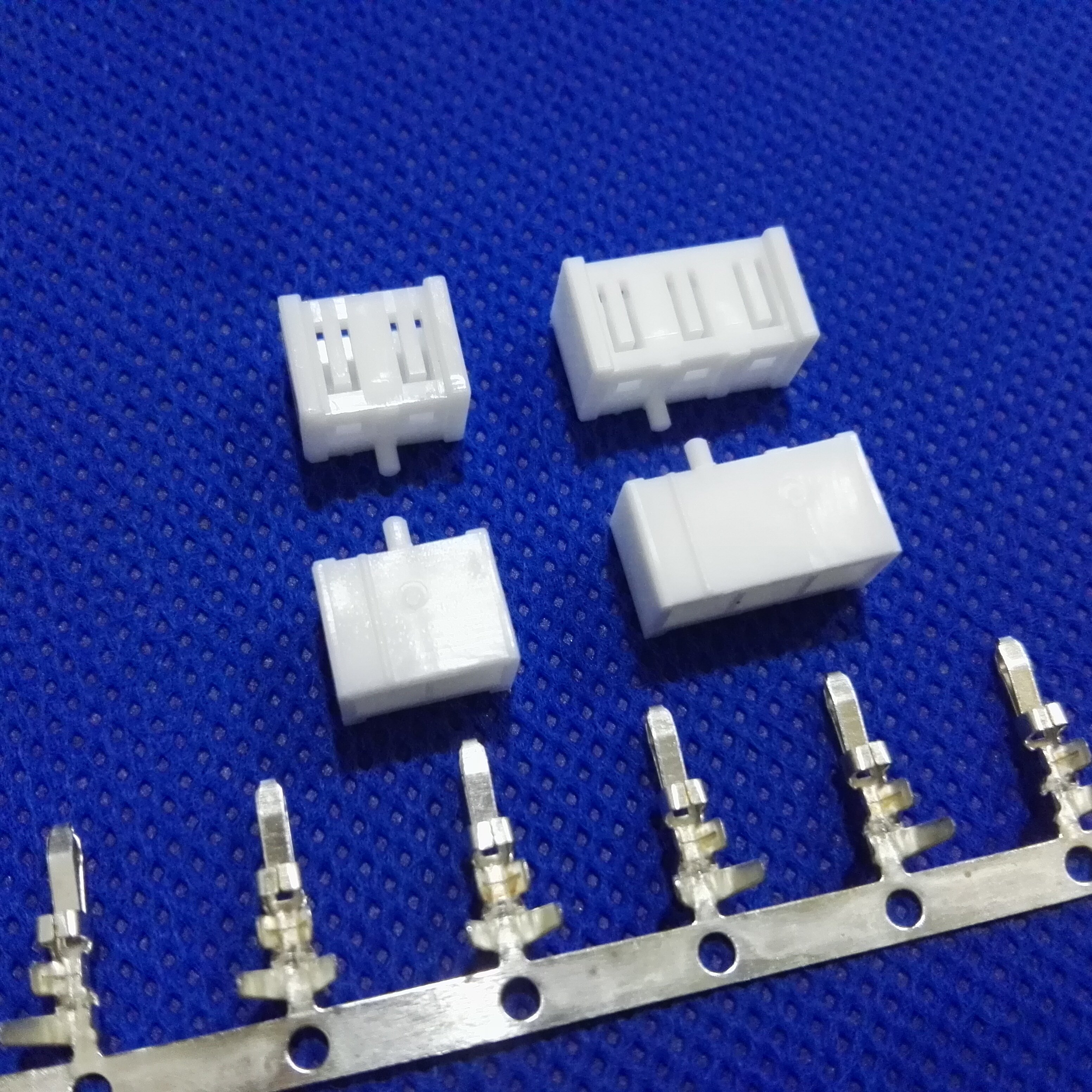 JST SDN 3.96 Spacing Insulated Housing Terminal