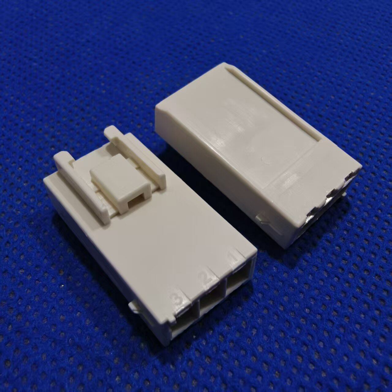 TE 39612-2P/3P 39612-2R/3R 3.96 Pitch Terminal Block Image 4