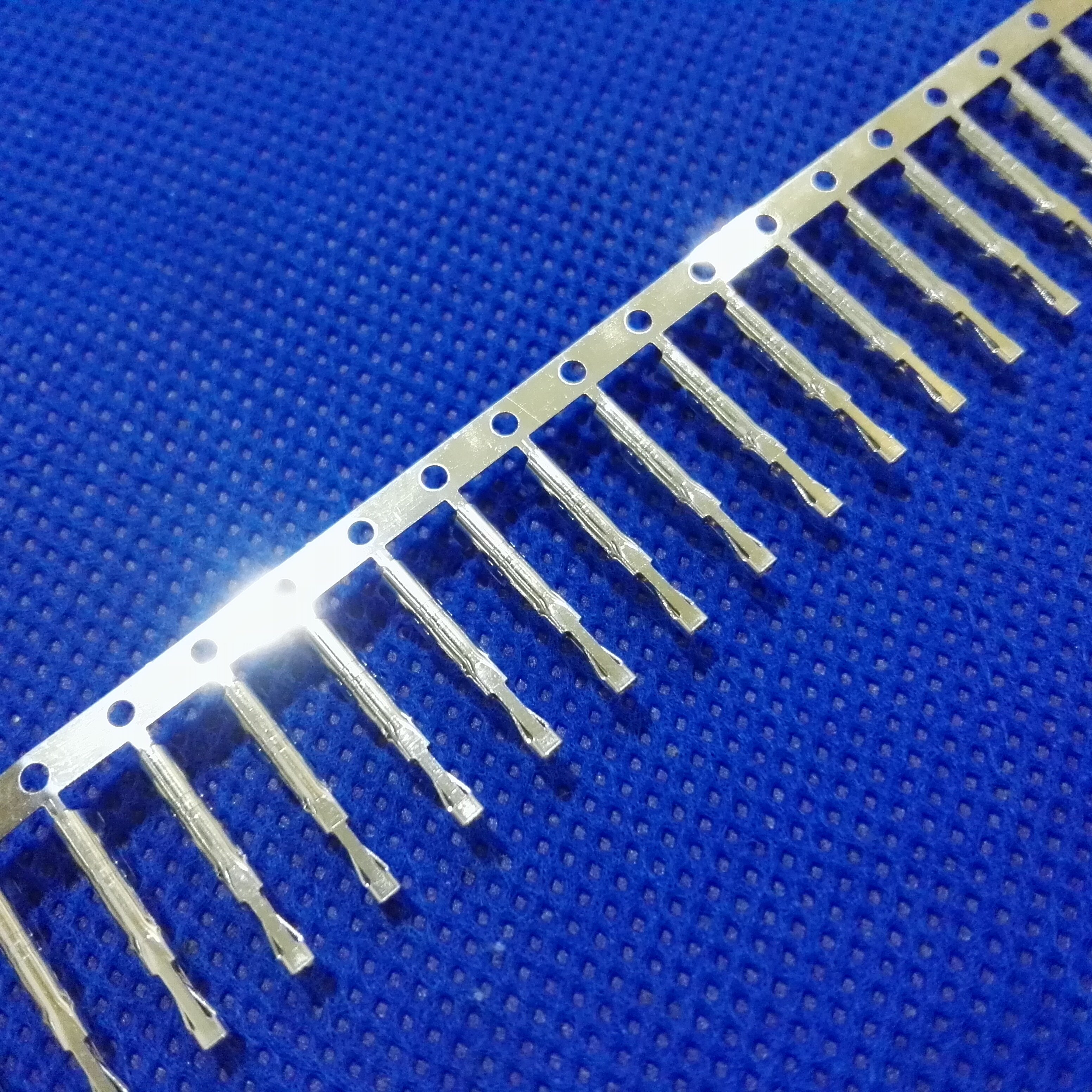 A2547HA-2*5P Image 5