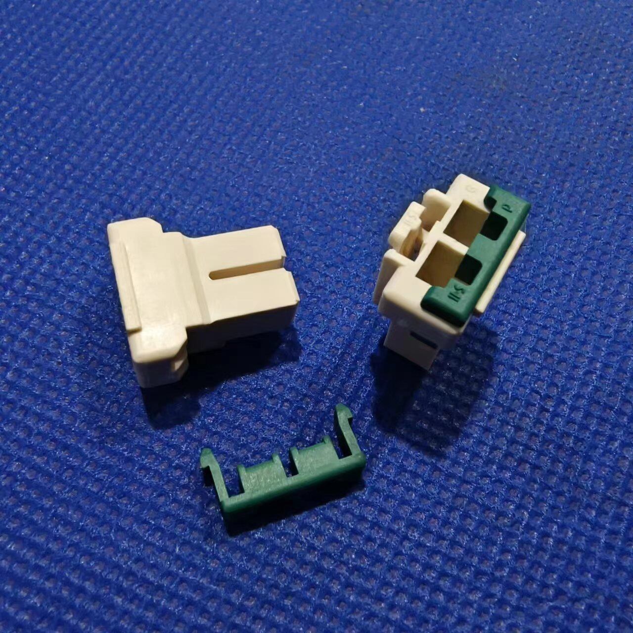 TE 5004 Series 5.0 Pitch Connector Locking Terminal – Image 10