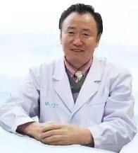 卢秉久