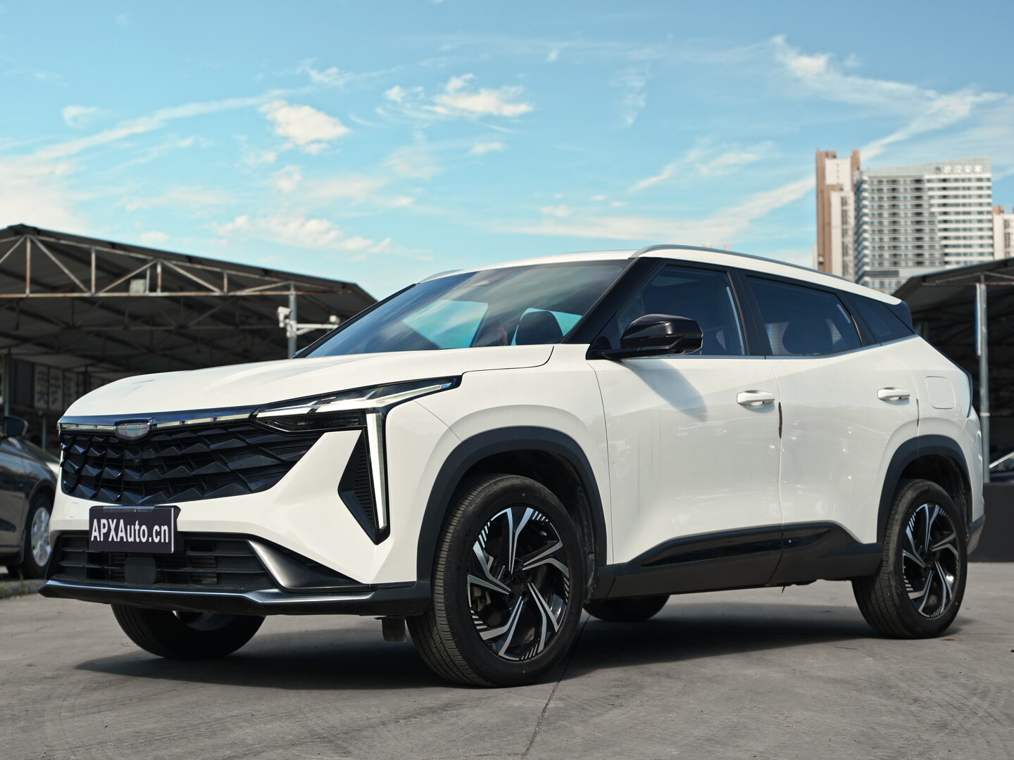 Geely Atlas