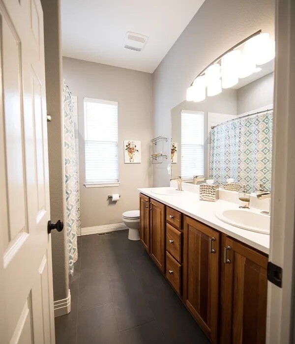 Clean bathroom